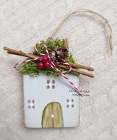 Casetta natalizia in legno decorata a mano,addobbi per albero,idea regalo Natale