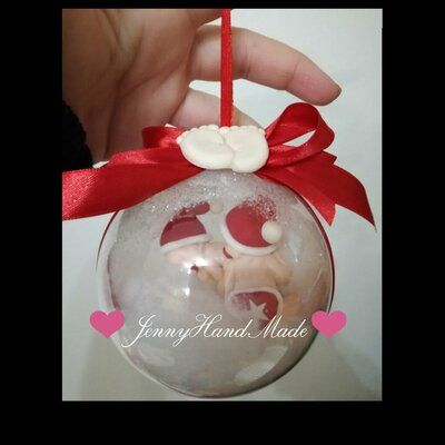 Sfera con bebè gemelli in fimo natale Sfera con bebè gemelli in fimo natale