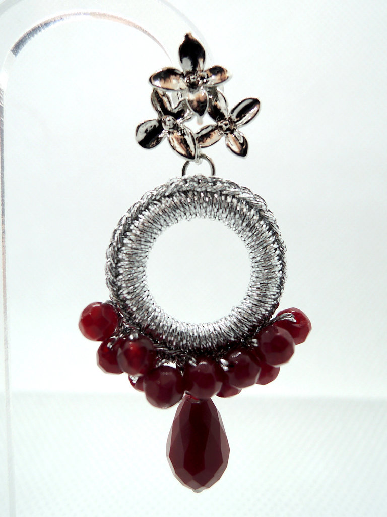 Orecchini Pendenti Fatti A Mano Con Giada Rossa E Placcatura Argento – Chiusura Clip-on, Stile Lungo