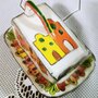 Porta burro di ceramica vassoio e tappo con manico manufatti di ceramica dipinto a mano con motivi di casette multicolore