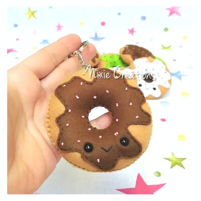 Portachiavi Ciambella Kawaii - Cute Food Creations - Marrone / Cioccolato Portachiavi Ciambella Kawaii - Cute Food Creations - Marrone / Cioccolato