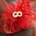 Bomboniera  24 pezzi rete rossa con fiori e tirante , gessetto a scelta laurea comunione 