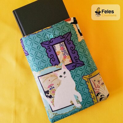 Booksleeve per proteggere libri e tablet a tema “Gatti tra i quadri” Booksleeve per proteggere libri e tablet a tema “Gatti tra i quadri”