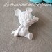 20 sacchettini porta confetti in rigatino di cotone ricamato con dei cuori con calamita in polvere di ceramica di topolino e Minnie