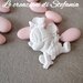 20 sacchettini porta confetti in rigatino di cotone ricamato con dei cuori con calamita in polvere di ceramica di topolino e Minnie