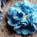 Spilla per abiti Fiorefermaglio in cotone colore azzurro chiaro 