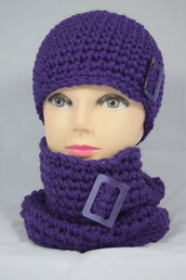 Cappello e scaldacollo donna misto lana viola uncinetto
