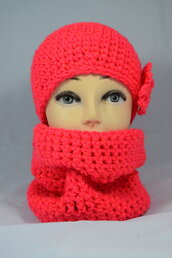 Cappello e scaldacollo donna misto lana rosso corallo uncinetto