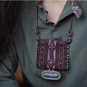 collana tradizionale di tessuto riciclato con la pietra vera , gioielleria etnica online