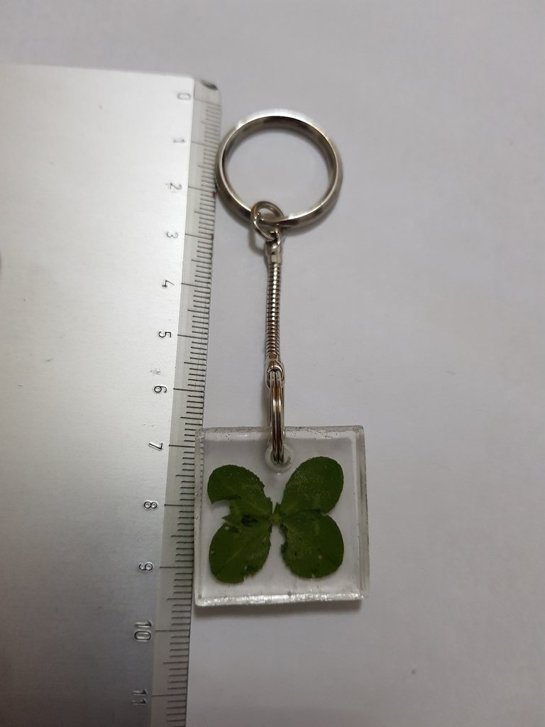 Portachiavi Quadrifoglio Portafortuna In Metallo - Ciondolo 4 Foglie Per Chiavi, Zaino, Regalo Di Capodanno O Esami