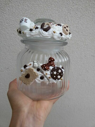 Barattolo in vetro decorazioni in fimo fatto a mano Barattolo in vetro decorazioni in fimo fatto a mano