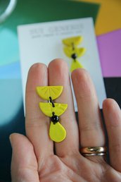 Lemonade orecchini pendenti geometrici mezzaluna giallo limone e nero