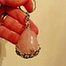 Portachiavi donna con ciondolo goccia in vero quarzo rosa pietra dura naturale chakra cristalloterapia