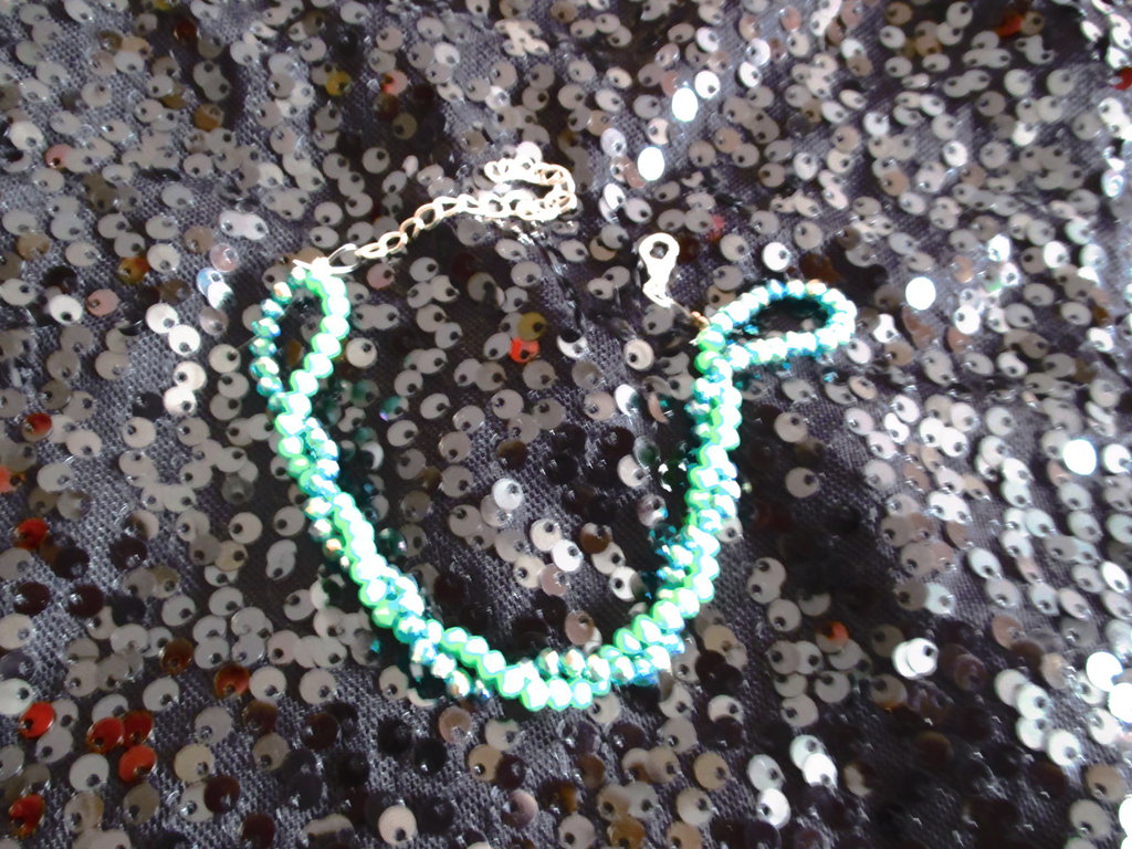 Avalaya Collana lunga con perline in vetro massiccio e perle