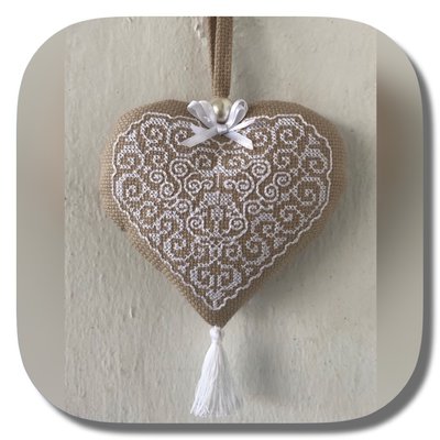 Cuore decorativo profumato. Cuore decorativo profumato.