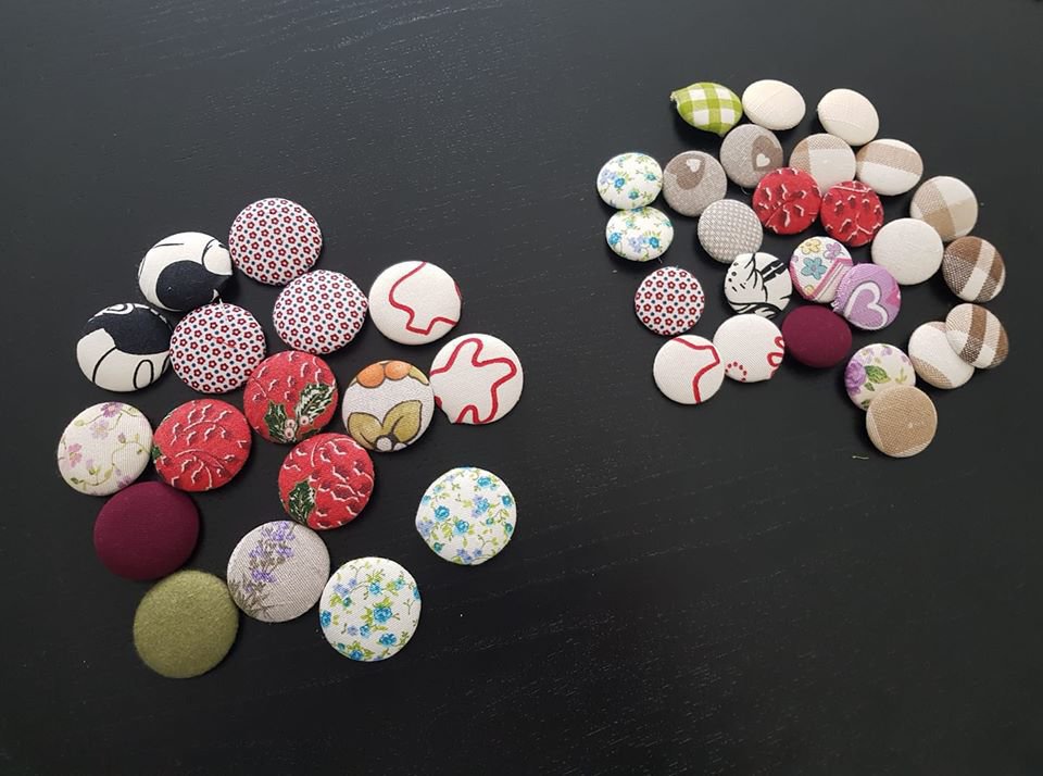 100 Bottoni Misti 10-12mm - Per Cucito, Decorazione Abiti E Fai Da Te