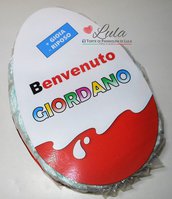 Torta di Pannolini Ovetto kinder sorpresa idea regalo originale utile nascita battesimo maschio femmina unisex cioccolatino