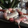 Bracciale bianco e rosa con pietre