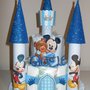 Torta di Pannolini Pampers Castello Topolino + bavaglino personalizzato maschio azzurro idea regalo originale e utile nascita battesimo