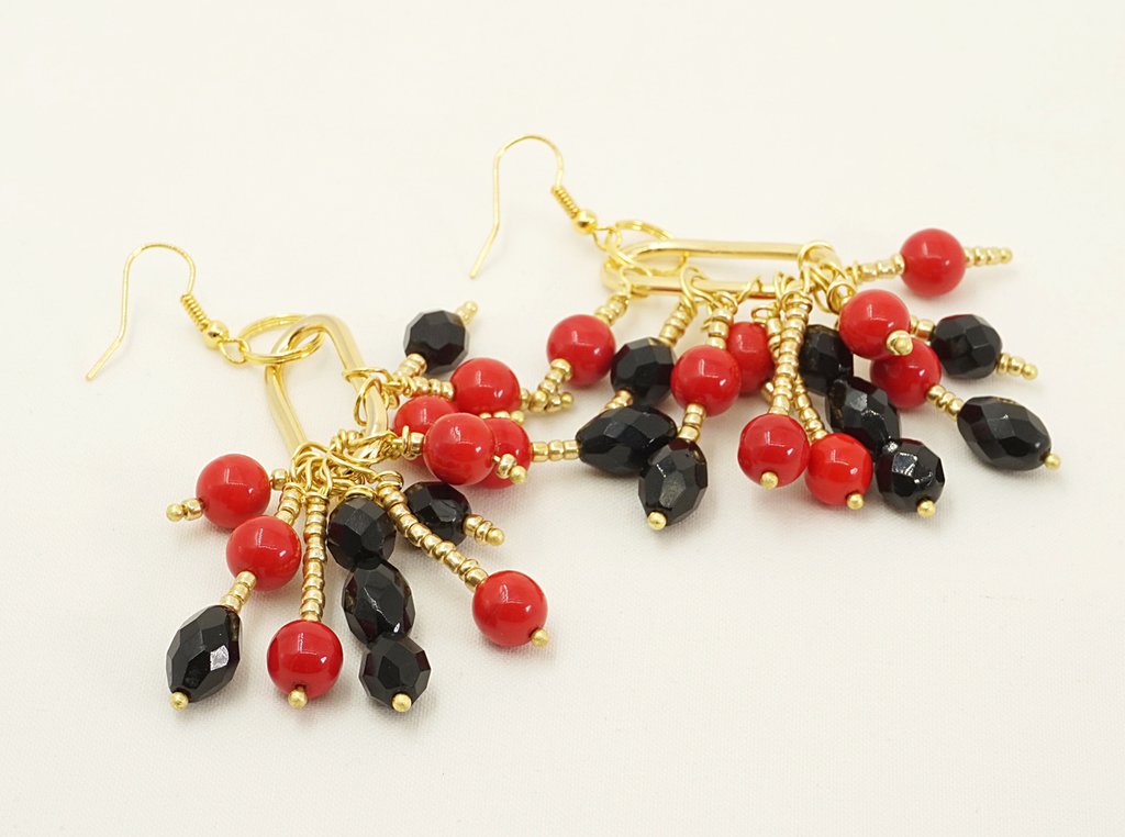Elegante collezione di gioielli in granato | Riyo Gems
