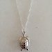 Catenina girocollo in argento 925 con catenella a torciglione con ciondolo a forma di  tartaruga
