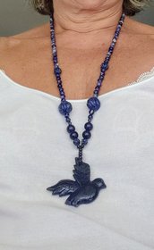 Collana in sodalite blu con pendente a colomba, collana blu, bijoux animalier, collana con pendente, colomba della pace, collana con colomba