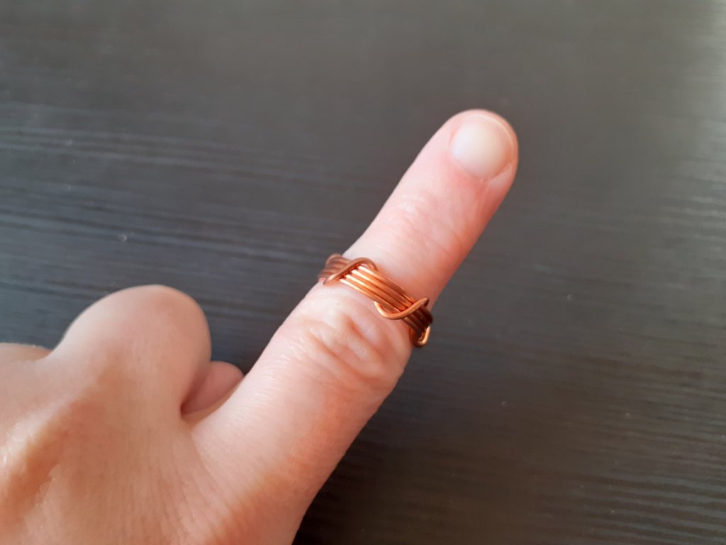 Anello Fascia In Rame Massiccio Fatto A Mano – Altezza 3/8″, Taglia 7 – Stile Grezzo E Originale