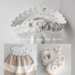 Fascetta bianca neonata/bambina - fiorellini bianchi - Battesimo - fatta a mano - uncinetto