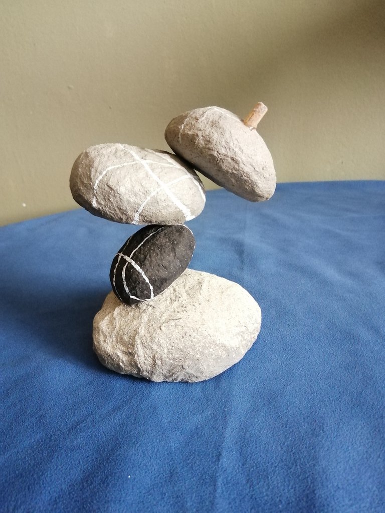scultura zen, cartapesta,sassi idea regalo per amanti di yoga,sass... su MissHobby scultura zen, cartapesta,sassi idea regalo per amanti di yoga,sass... su MissHobby