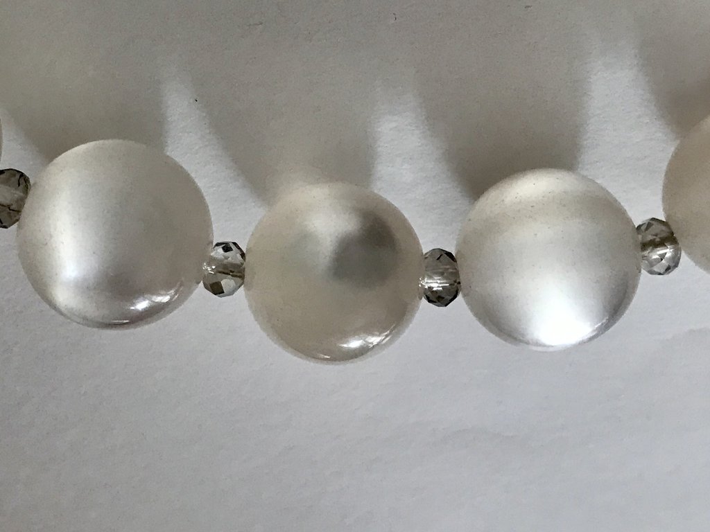 Bracciale elastica Mimi con perle bianche 5-6 mm | Franco Cuomo Gioielli