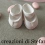 20 calamite in polvere di ceramica a forma di scarpina per nascita o battesimo bimba