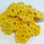 Mini Fiori a uncinetto per applicazioni / Set di 10 fiori  Fiori giallo scuro.