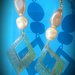 Orecchini pendenti in resina e perle barocche - ROMBO BAROCCO