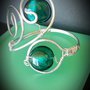 Bracciale in filo di alluminio e perle in vetro verdi