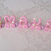cake topper trenino rosa per bimba con orsetto battesimo, compleanno personalizzabile nome 5 lettere