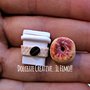 Orecchini bicchiere di caffè con  donut - ciambelle con glassa al cioccolato - idea regalo kawaii miniature