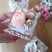 Bomboniera portaconfetti completo con bouquet fiori personalizzabile nei colori
