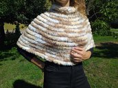 Mantellina in lana pelliccia lavorato ai ferri / poncho donna ecopelliccia