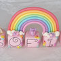 Cake topper compleanno cubi rosa Alice, unicorni e arcobaleno personalizzabile 5 cubi 5 lettere 