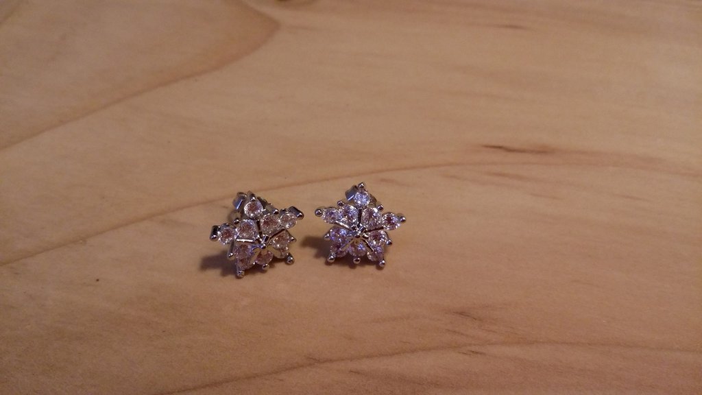 Orecchini a forma di fiocco di neve, in argento Sterling 925