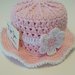 Cappello/cloche bambina/neonata con fiore rosa e bianco