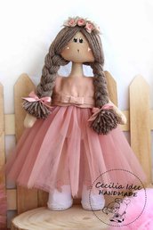 Bambola rosa antico