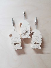 Gnomi portafortuna con clip portafoto in legno personalizzabili