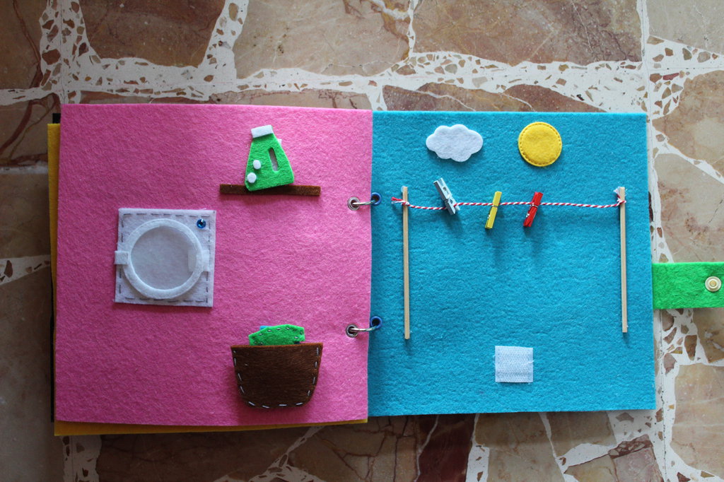 Libro sensoriale in feltro - Quiet Book - Bambini - Per l'asilo e l ...