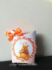 Scatolina Winnie the Pooh completa confetti e bigliettino battesimo compleanno