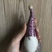 Coppia di gnomo di Natale | ceramica dipinta a mano viola e marrone 