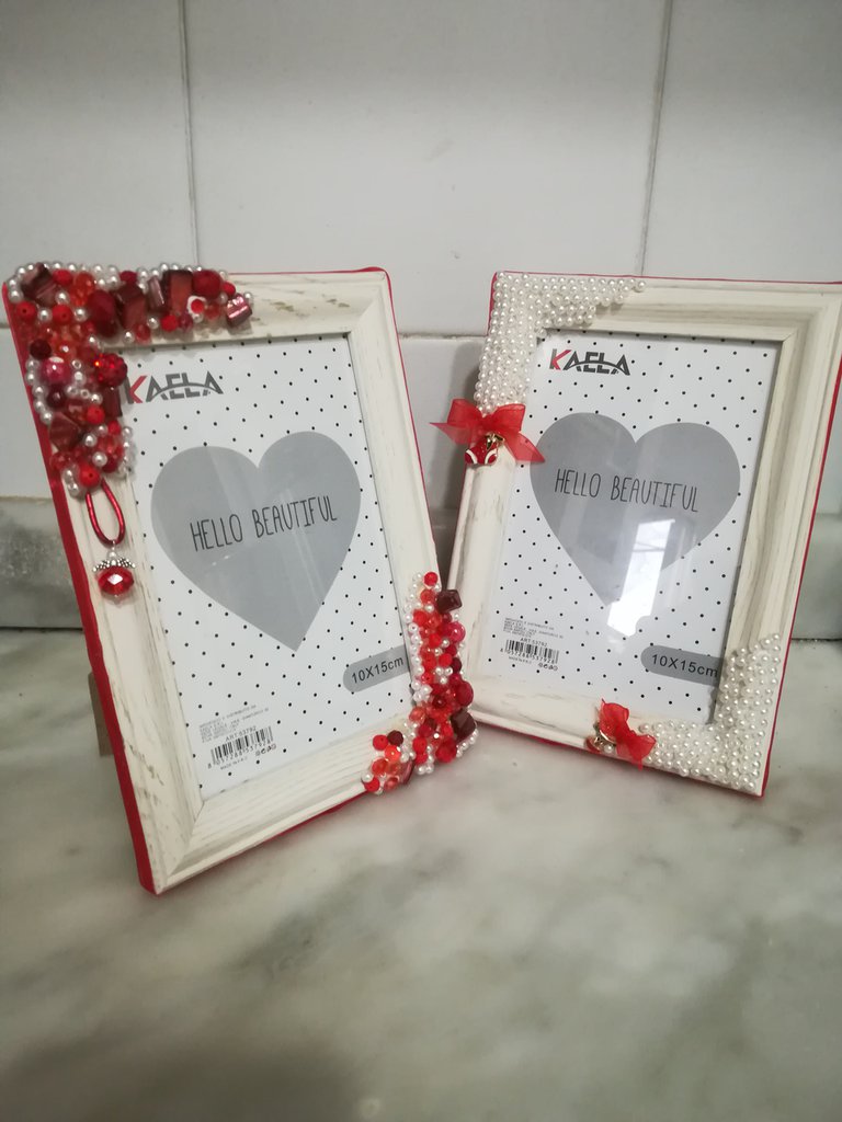 Cornice portafoto natalizia e buste, 6 foto personalizzate, colore rosso