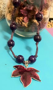 Collana handmade con cordoncino viola e grande pendente Viola