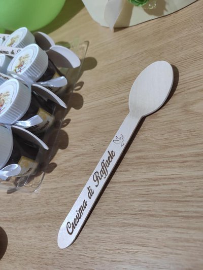 cucchiaini in legno incisi e personalizzati