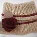 scaldacollo doppio in lana decorato con spilla a rosa e foglie